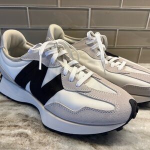New Balance 327’s- brand new